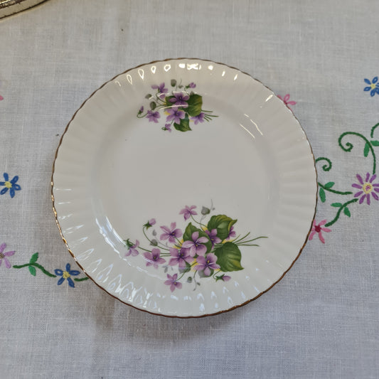 Assorted vintage Desert plates