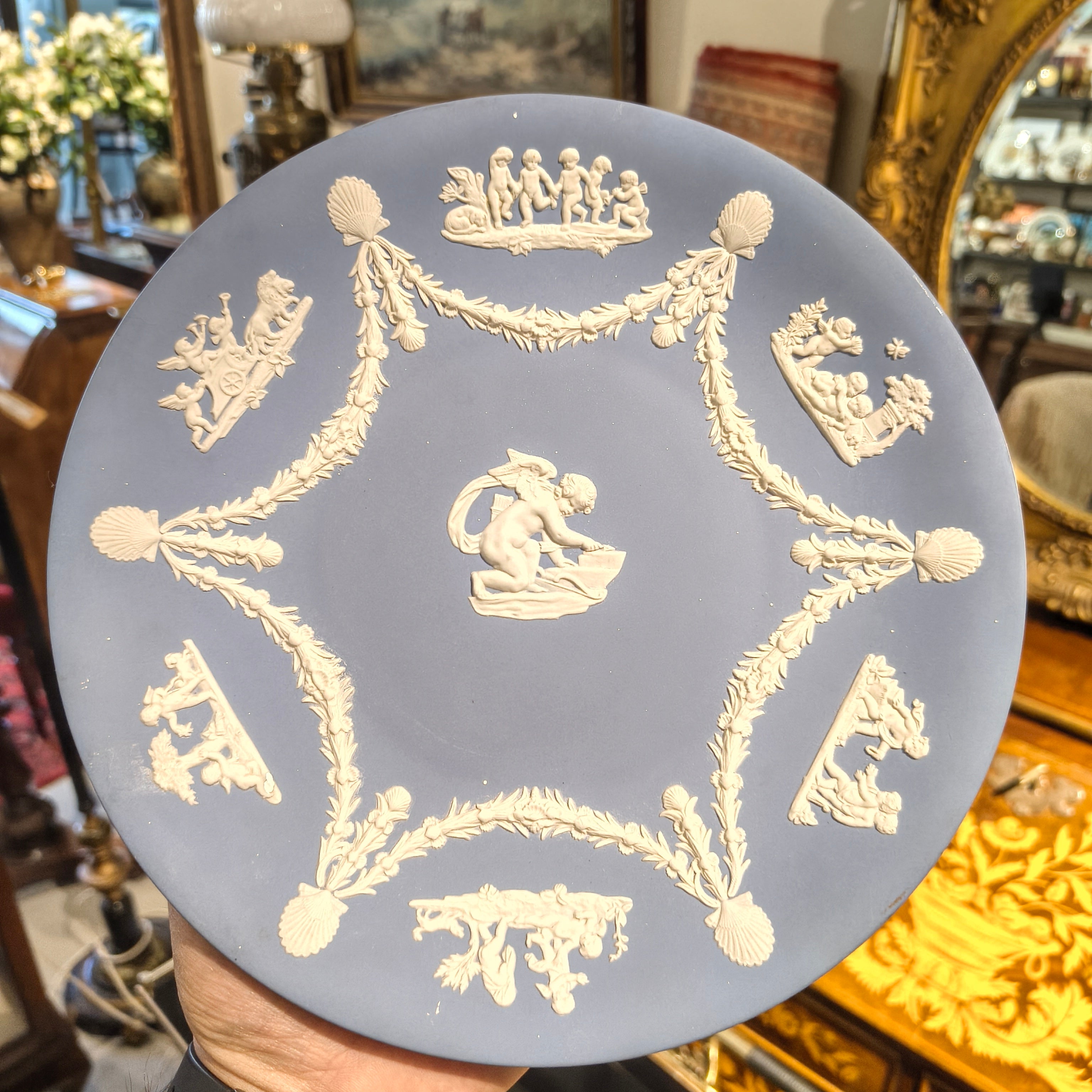 [Aug New Arrival] Wedgwood Jasperware Vintage Decorative Plate c. 1960