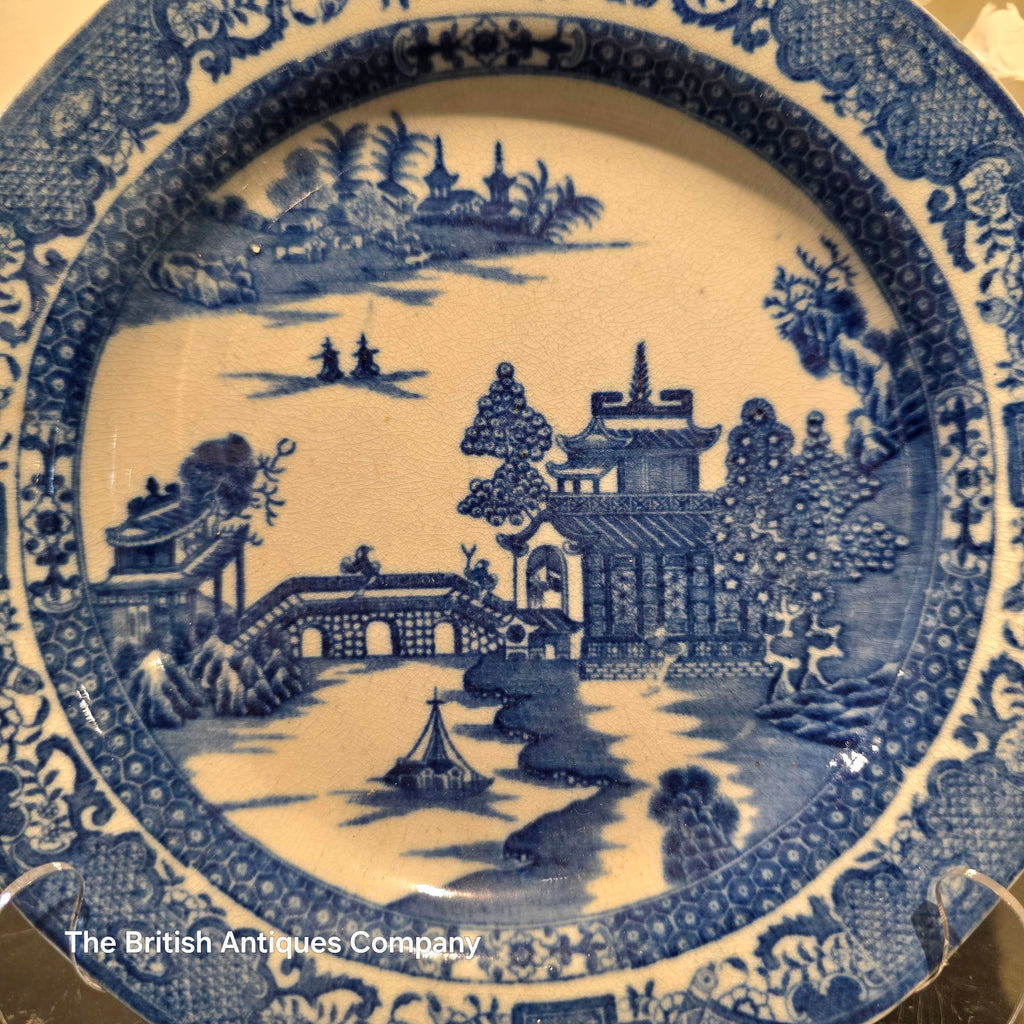Antique Blue and White Scalloped "Willow Pattern" Dessert Plate