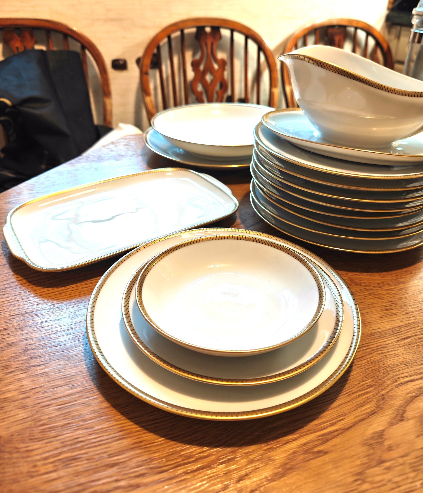 High quality Hutschenreuther Germany dinner set