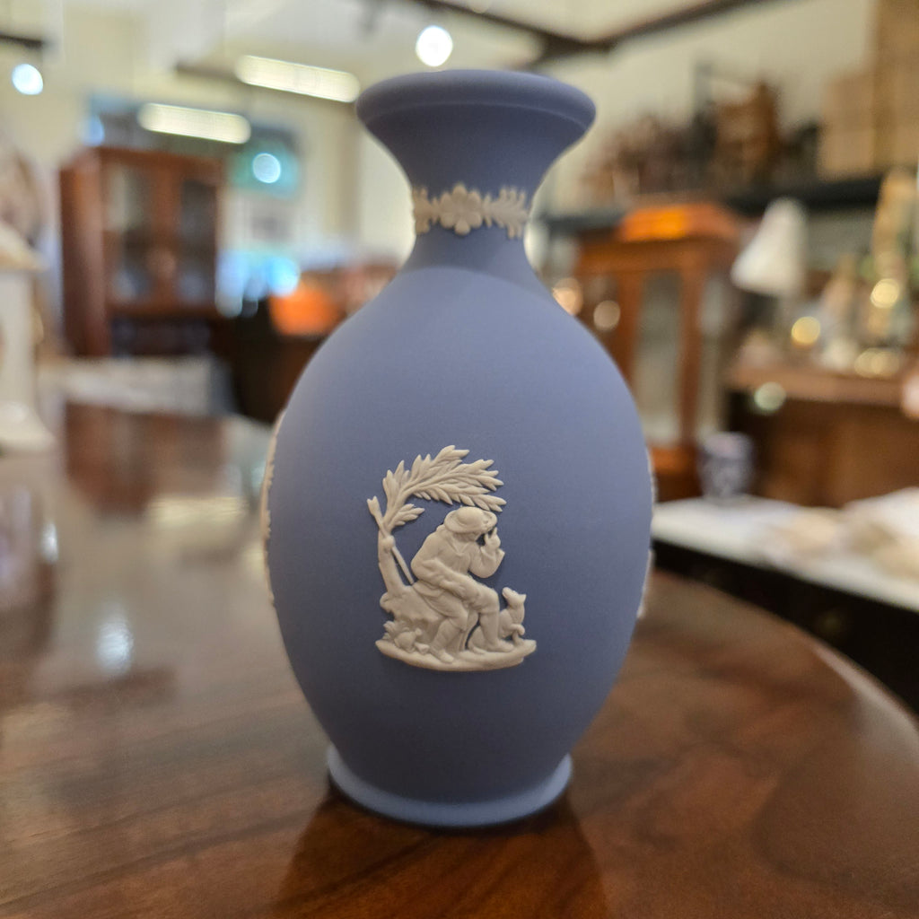 [Aug New Arrival] Wedgwood Jasperware Vintage Small Vase