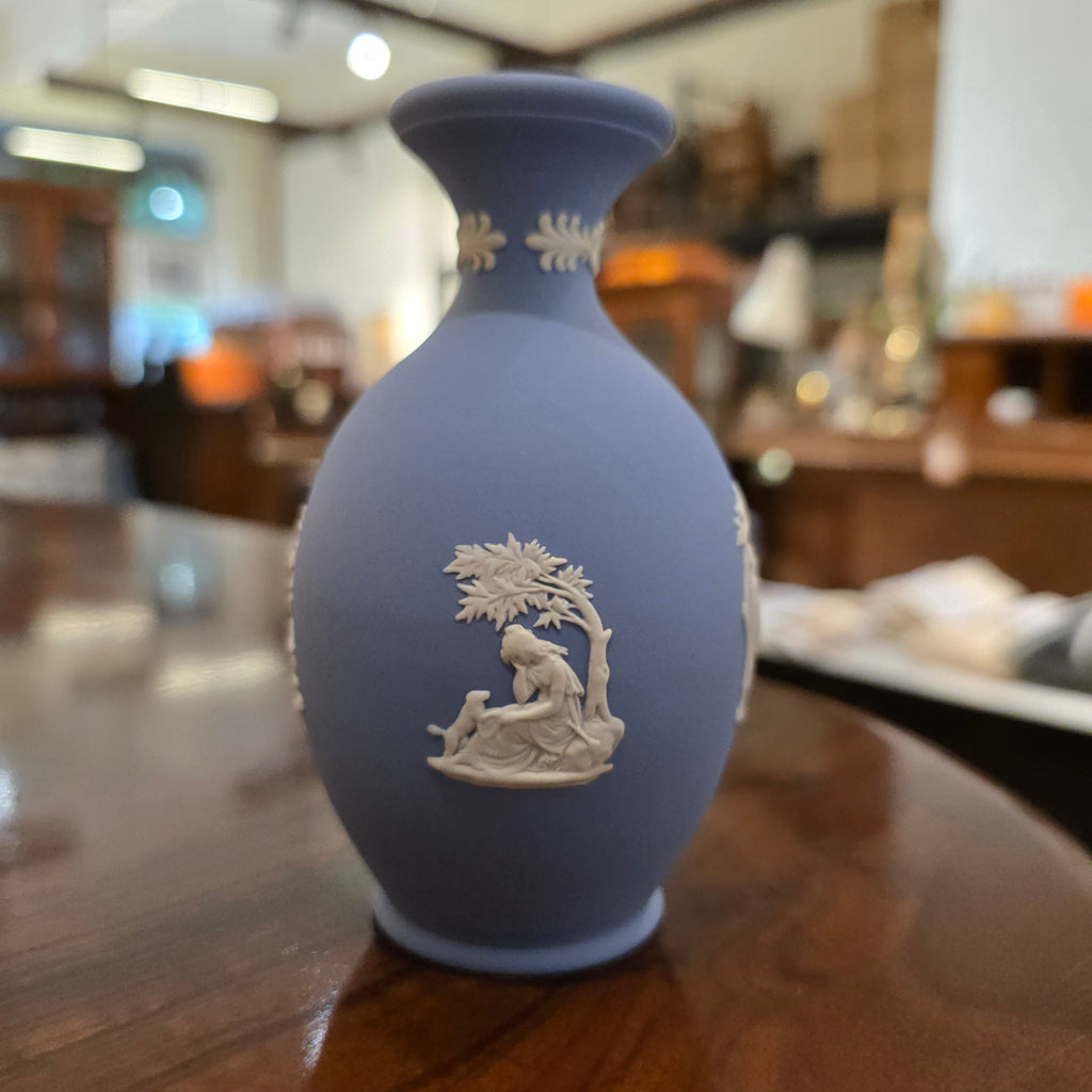 [Aug New Arrival] Wedgwood Jasperware Vintage Small Vase