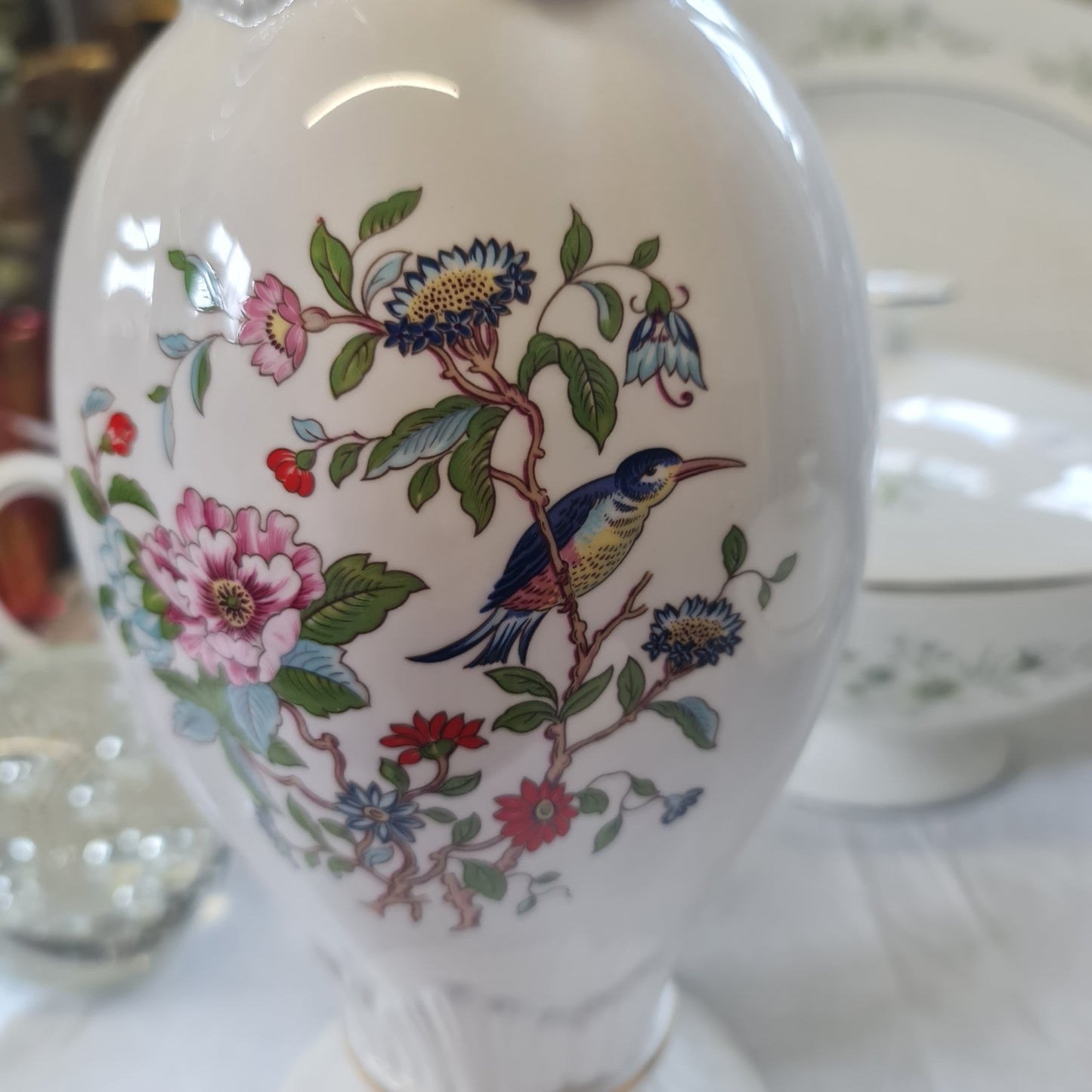 Beautiful Anysley Pembroke tall vase