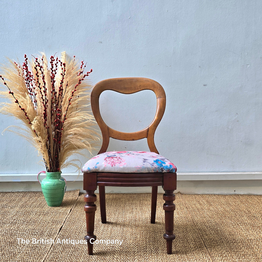 Victorian Style Mahogany Chair with Sprayed Legs