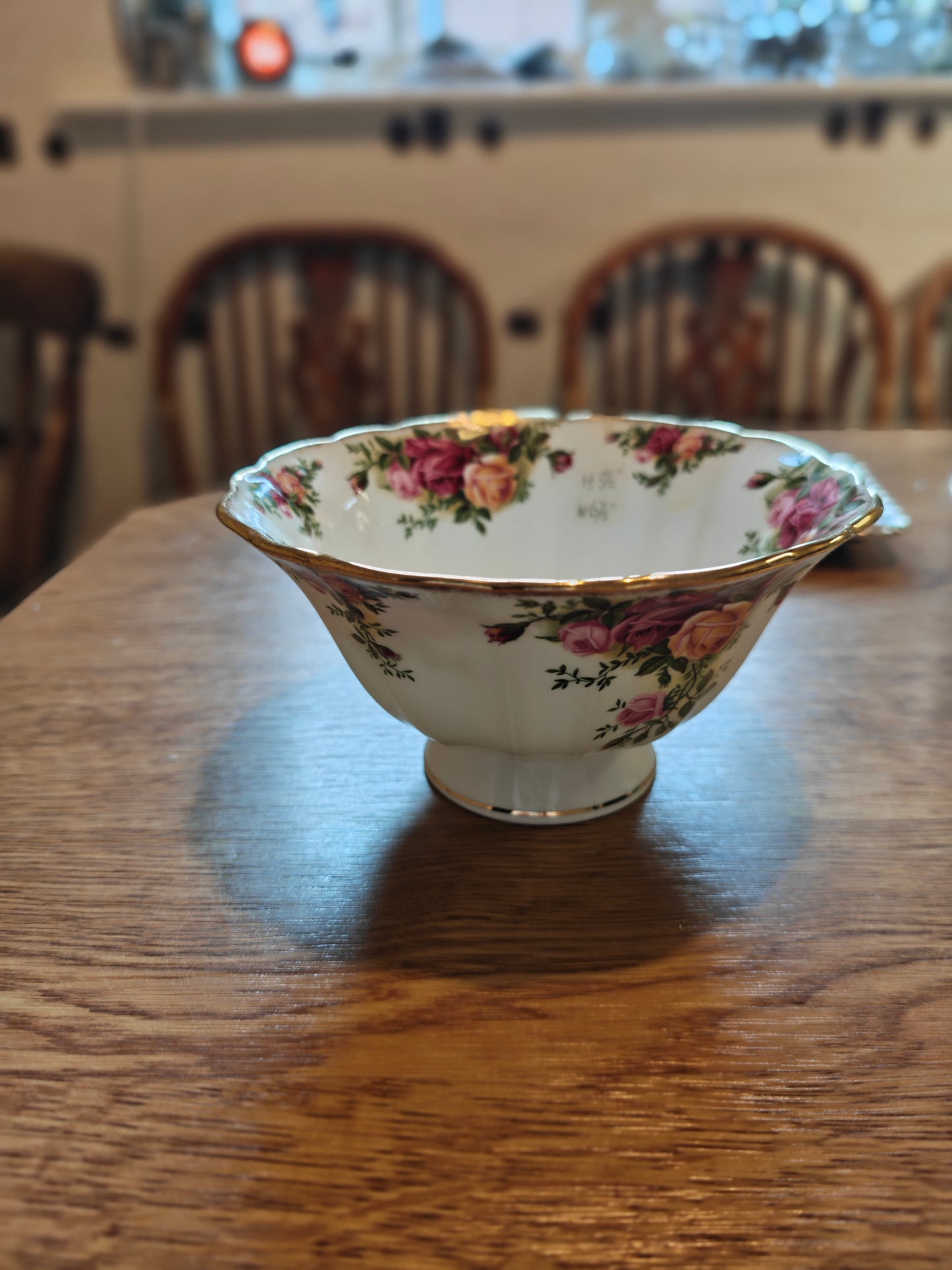 Rare Royal Albert Old Country Rose Bowl -1962 version made in England W 16.5 x h 8.9 cm