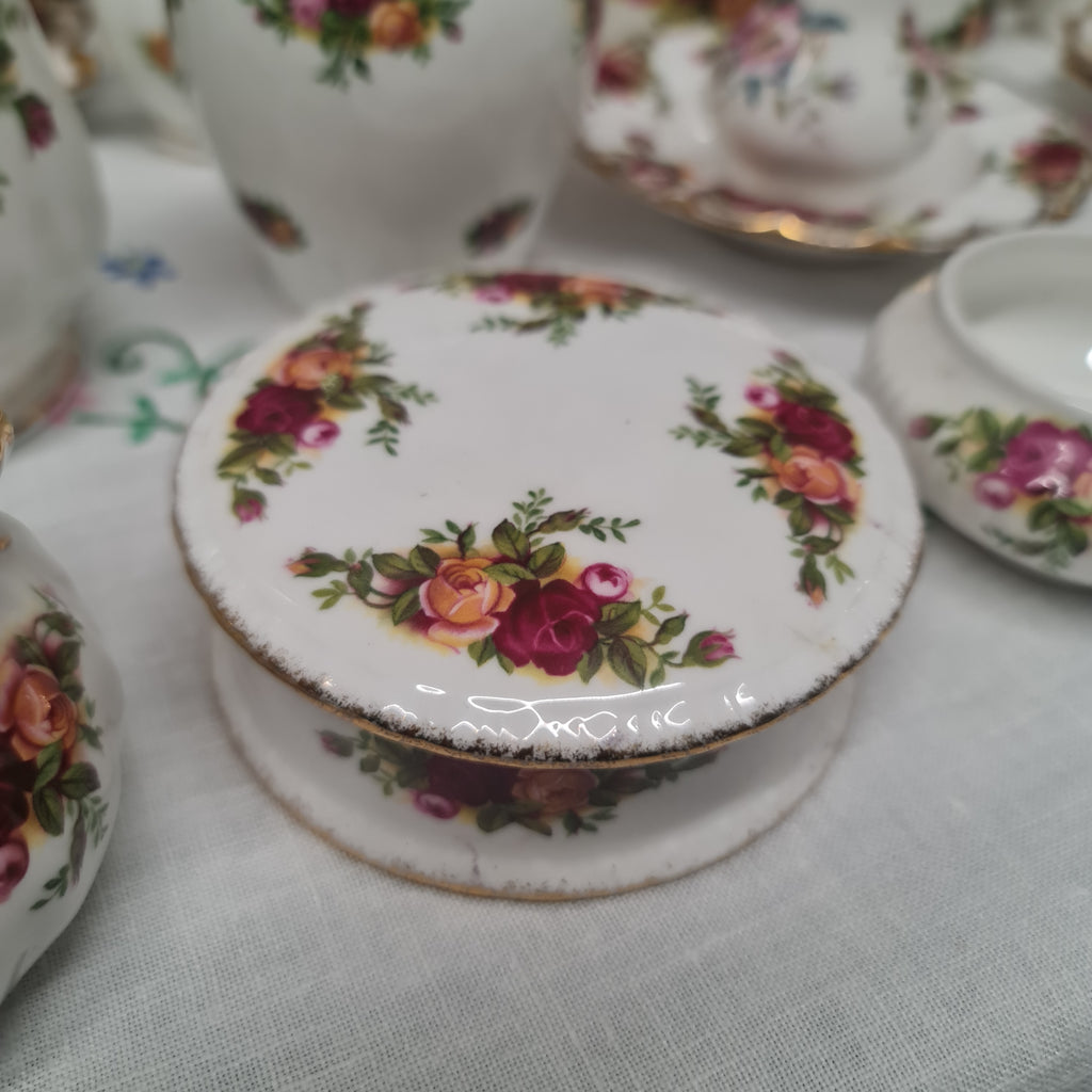 Royal Albert Old country rose Trinket , vase , ornament collection