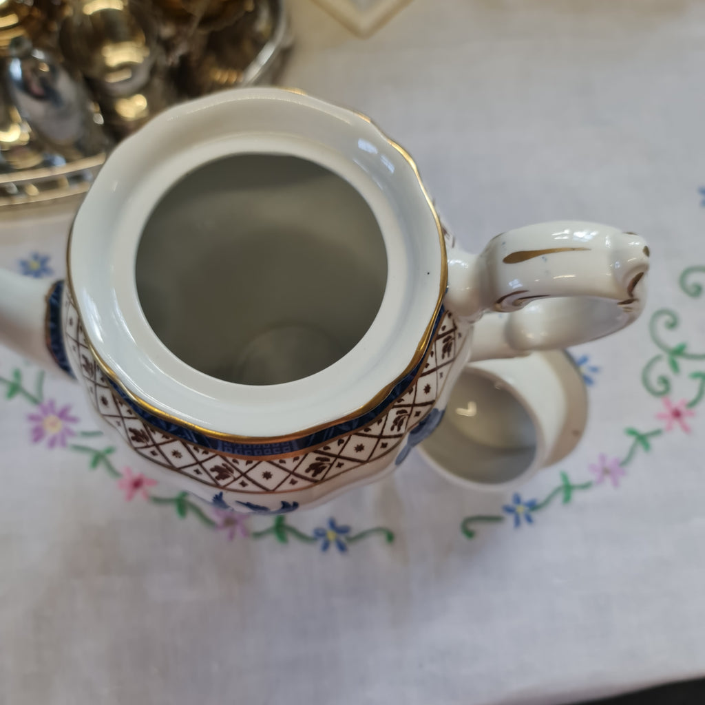 Booths Real Old Willow coffee pot