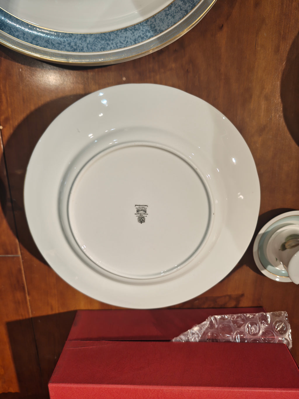 Paragon Indian tree Fine Bone China dinning set