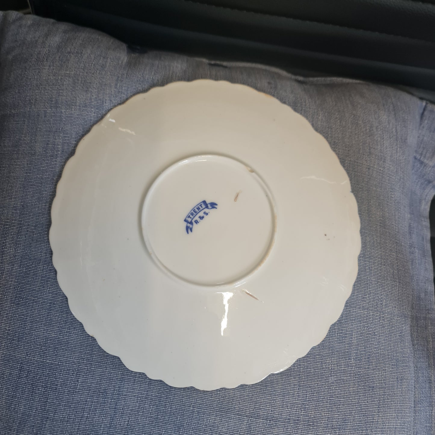 Blue and white vintage plate #001