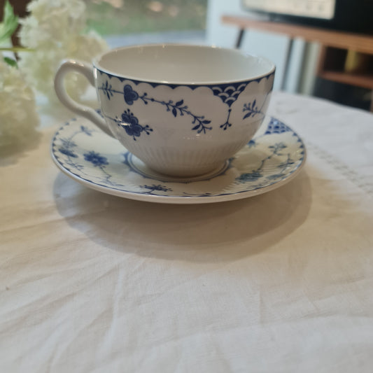 Johnson Brother Transferred ware cranberry blue tea cup