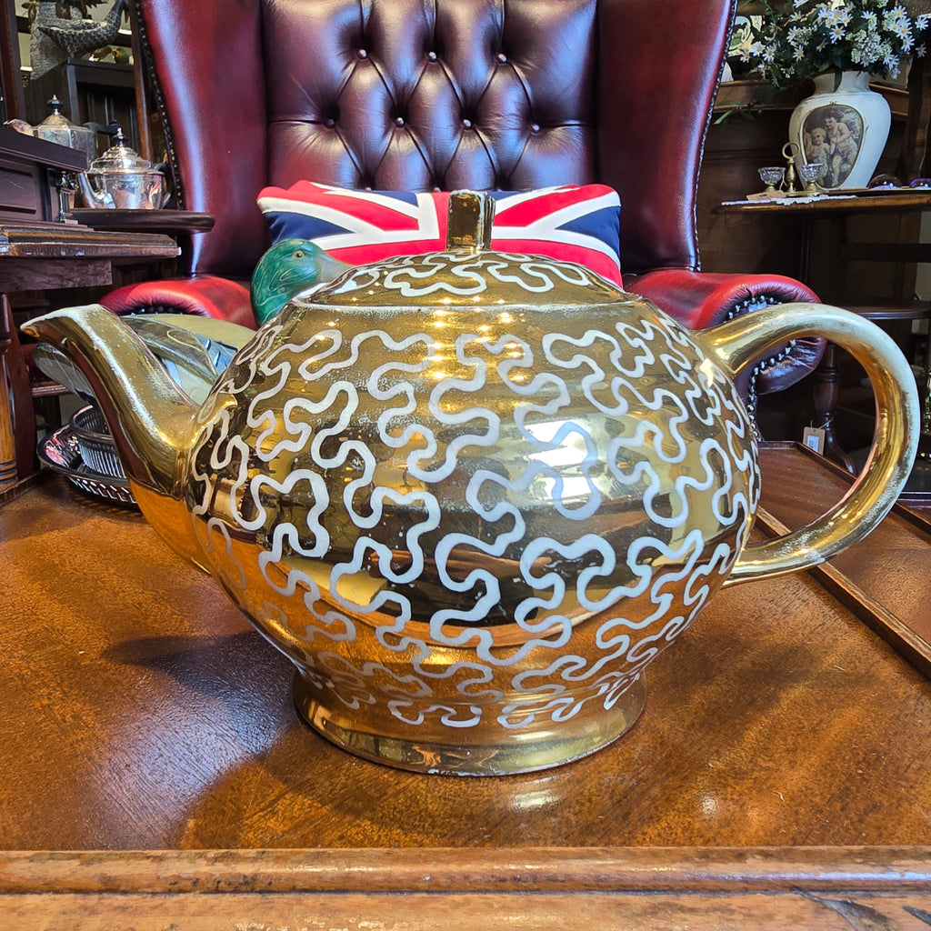 Sadler Gold Hand-Painted Teapot