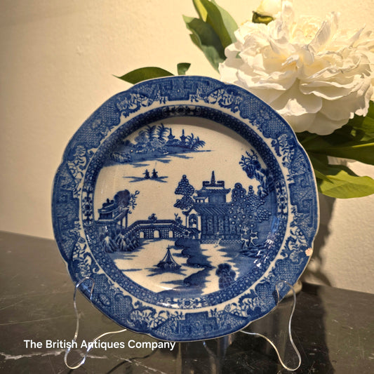 Antique Blue and White Scalloped "Willow Pattern" Dessert Plate
