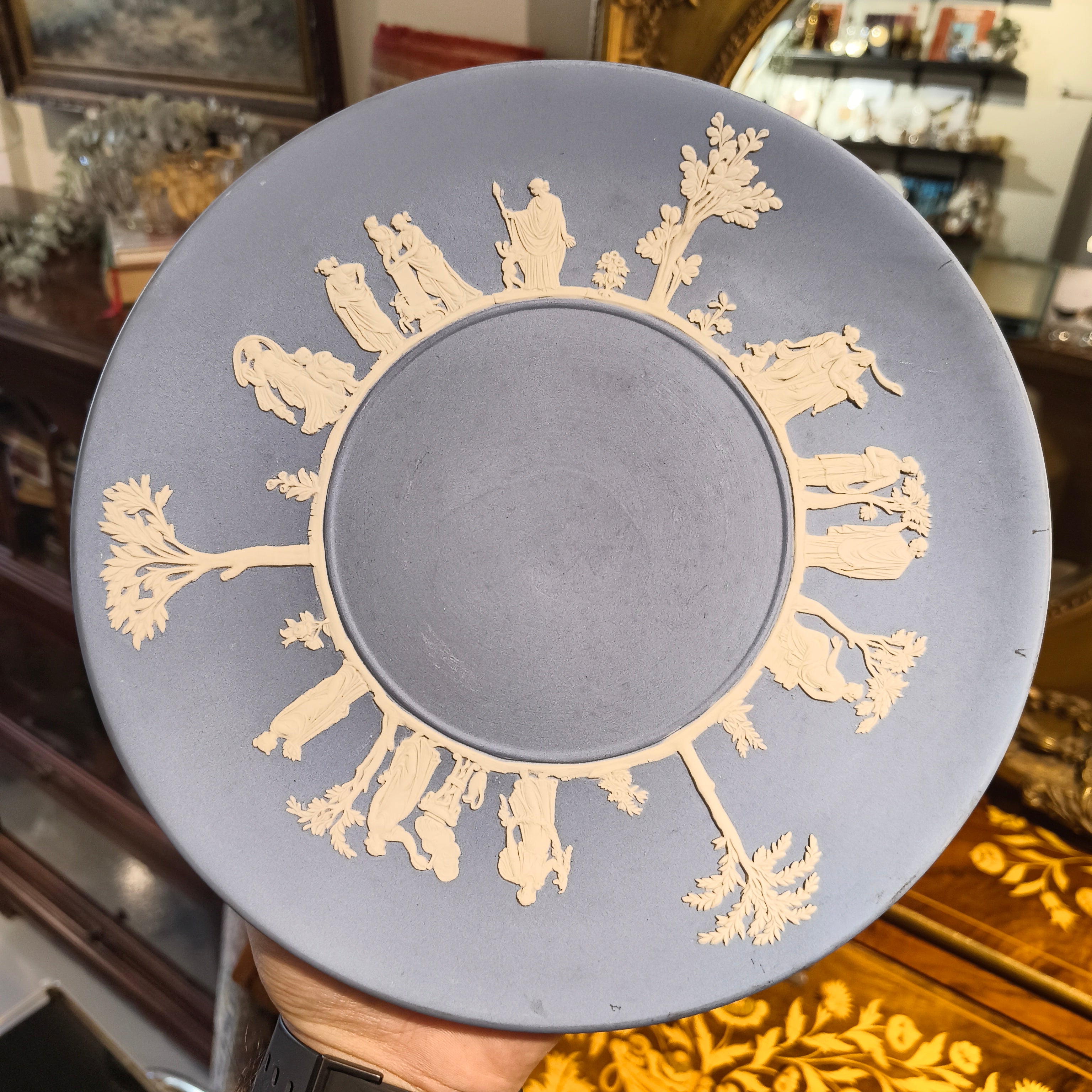 [Aug New Arrival] Wedgwood Jasperware Vintage Decorative Plate "Maidens"
