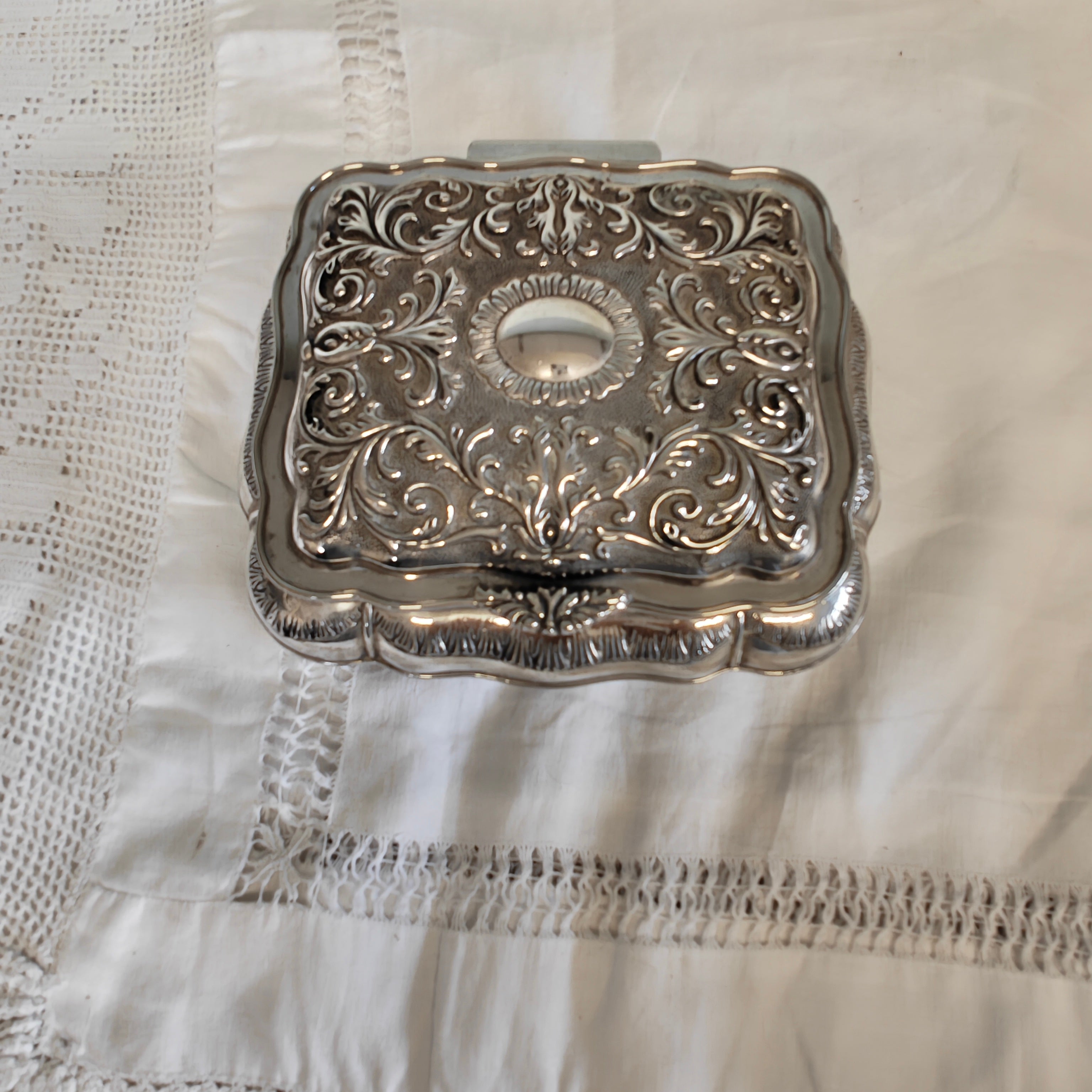 Vintage silver plated jewellery box