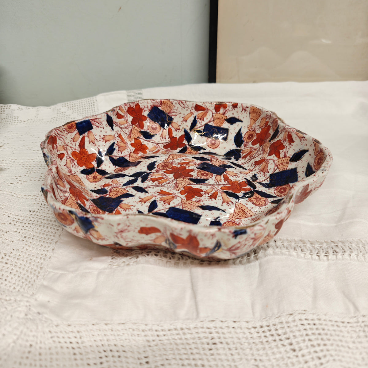 Hollinshead & Kirkham (H&K Tunstall) hand painted bowl