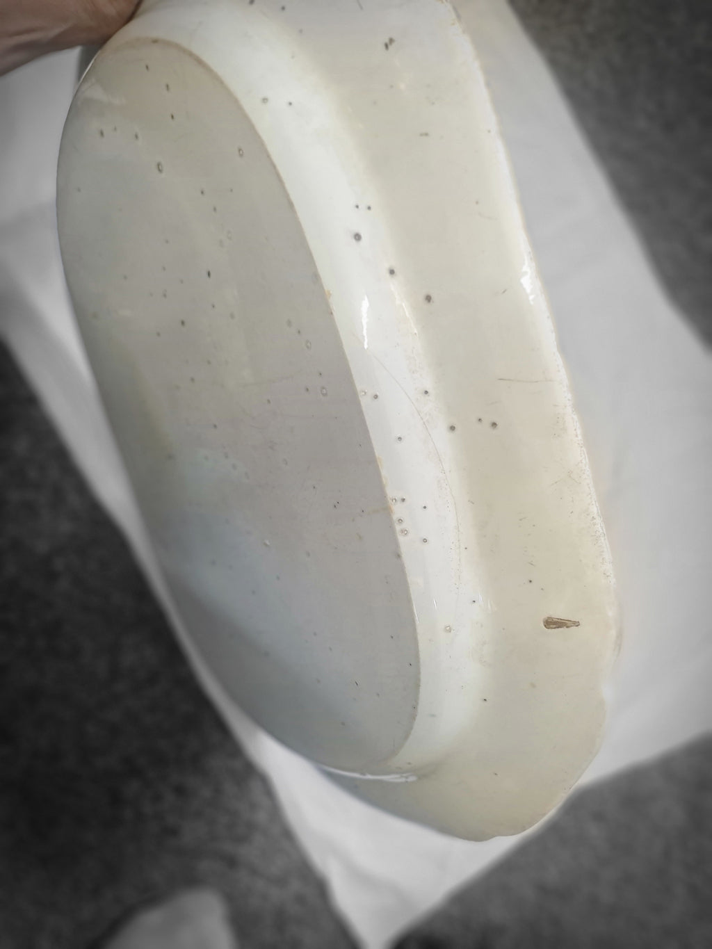 English Pearlware Blue & White Staffordshire Pottery Platter C1810-1825 - worned out on edge