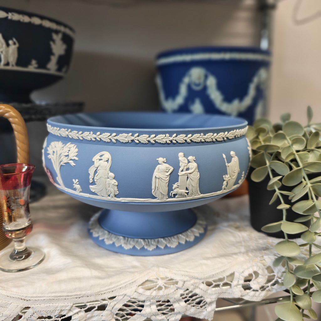 Wedgewood Jasperware Padestal Bowl 1891-1908