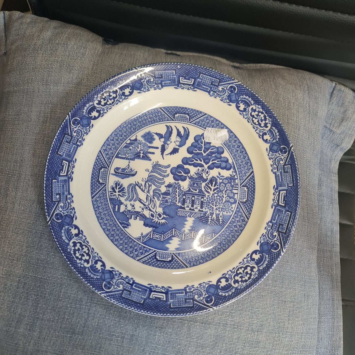 Blue and white vintage plate #001