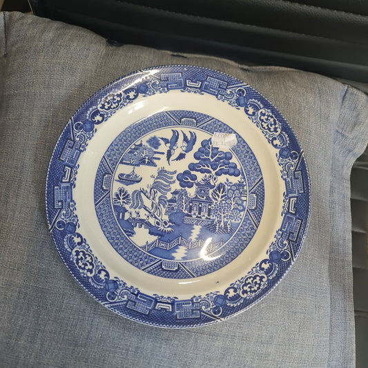 Blue and white vintage plate #001