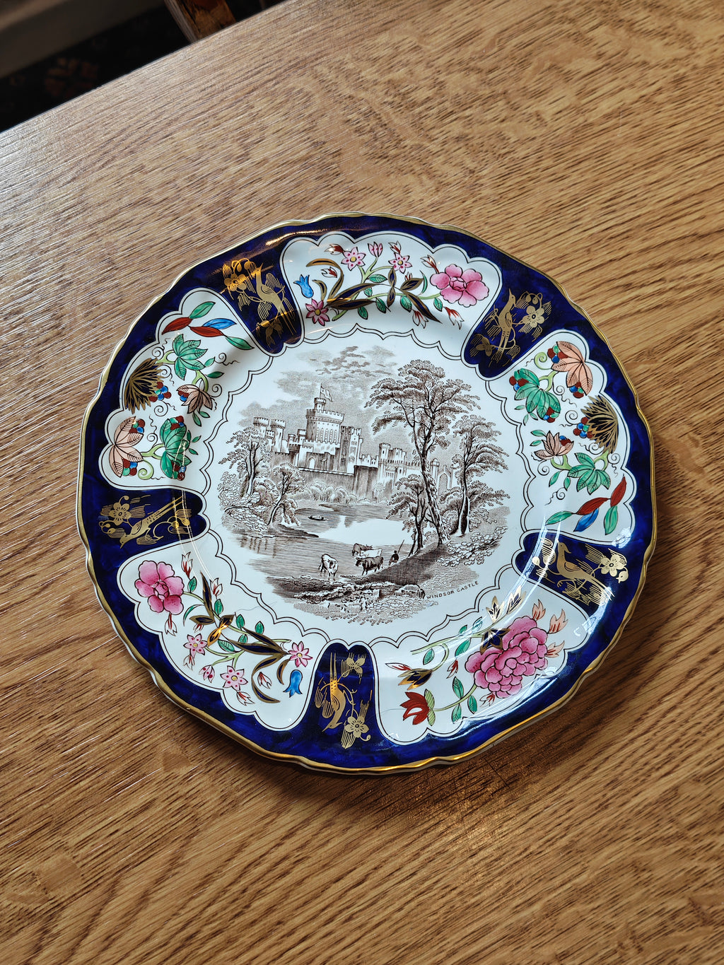 Rare Mason part handpainted plate - Windsor castle