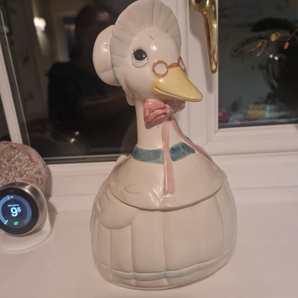 Vintage Mother Goose Cookie Jar Biscuit Barrel Ceramic Novelty Storage Container