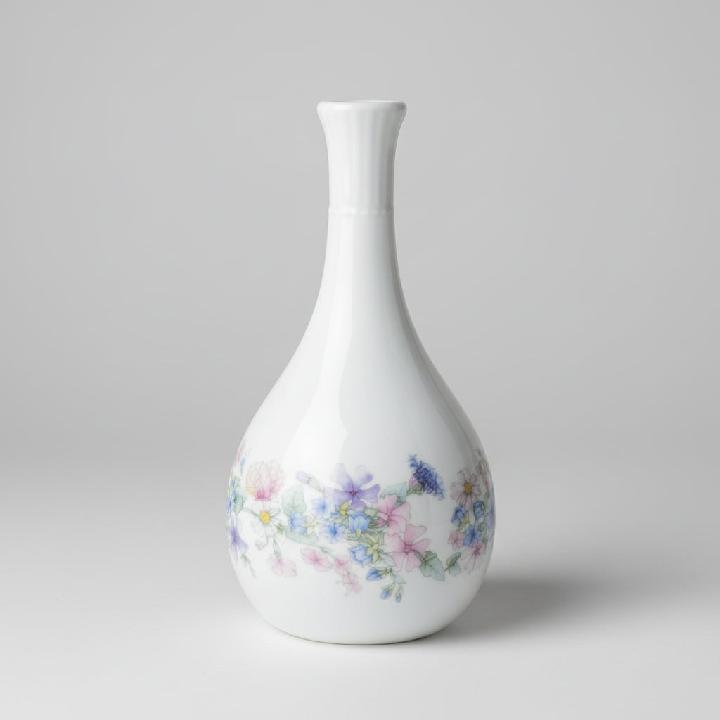 Wedgwood Vase / trinker dish assortment