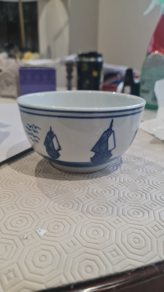 Delft Blauw Serving Bowl Made in The Netherlands Blue White Windmill Design
