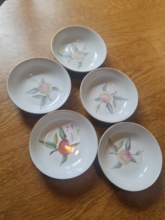 5 x Royal Worcester soup bowl- vintage condition
