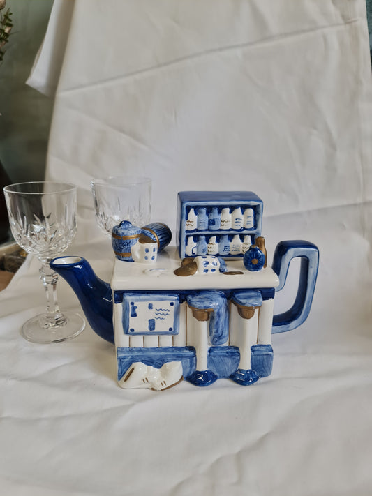 Vintage collector teapot blue oven top