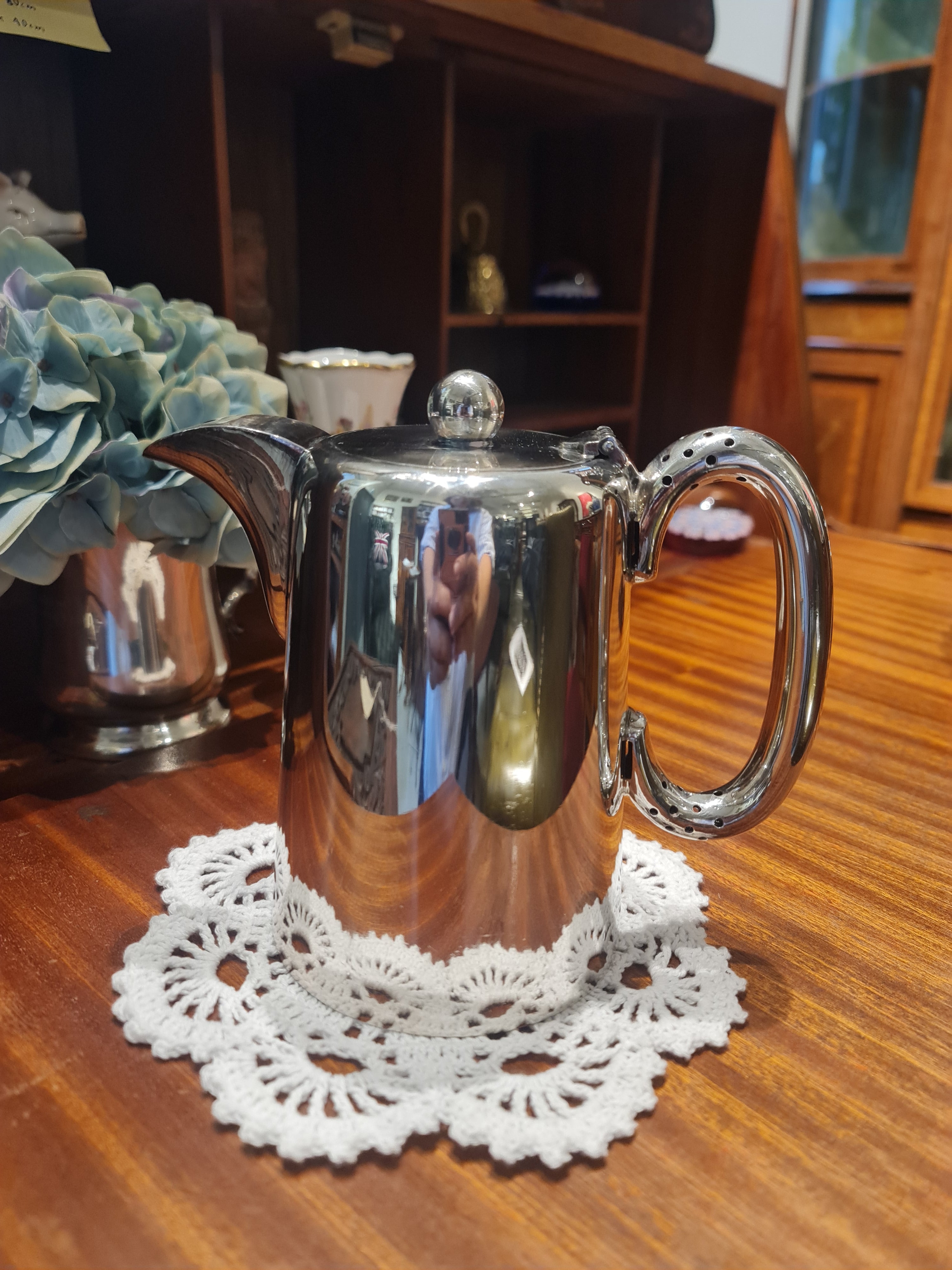 Walker Hall high grade silver plated coffee pot