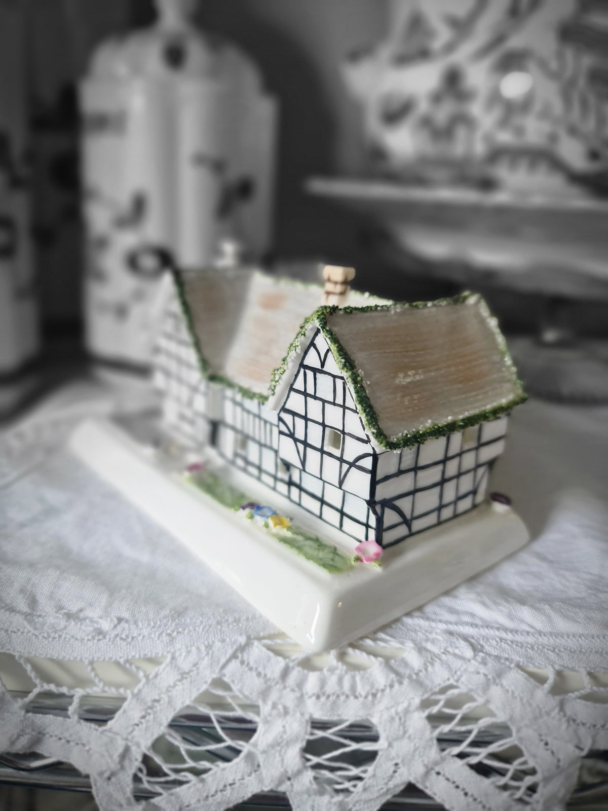 Beautiful English cottage fine bone china by Coalport