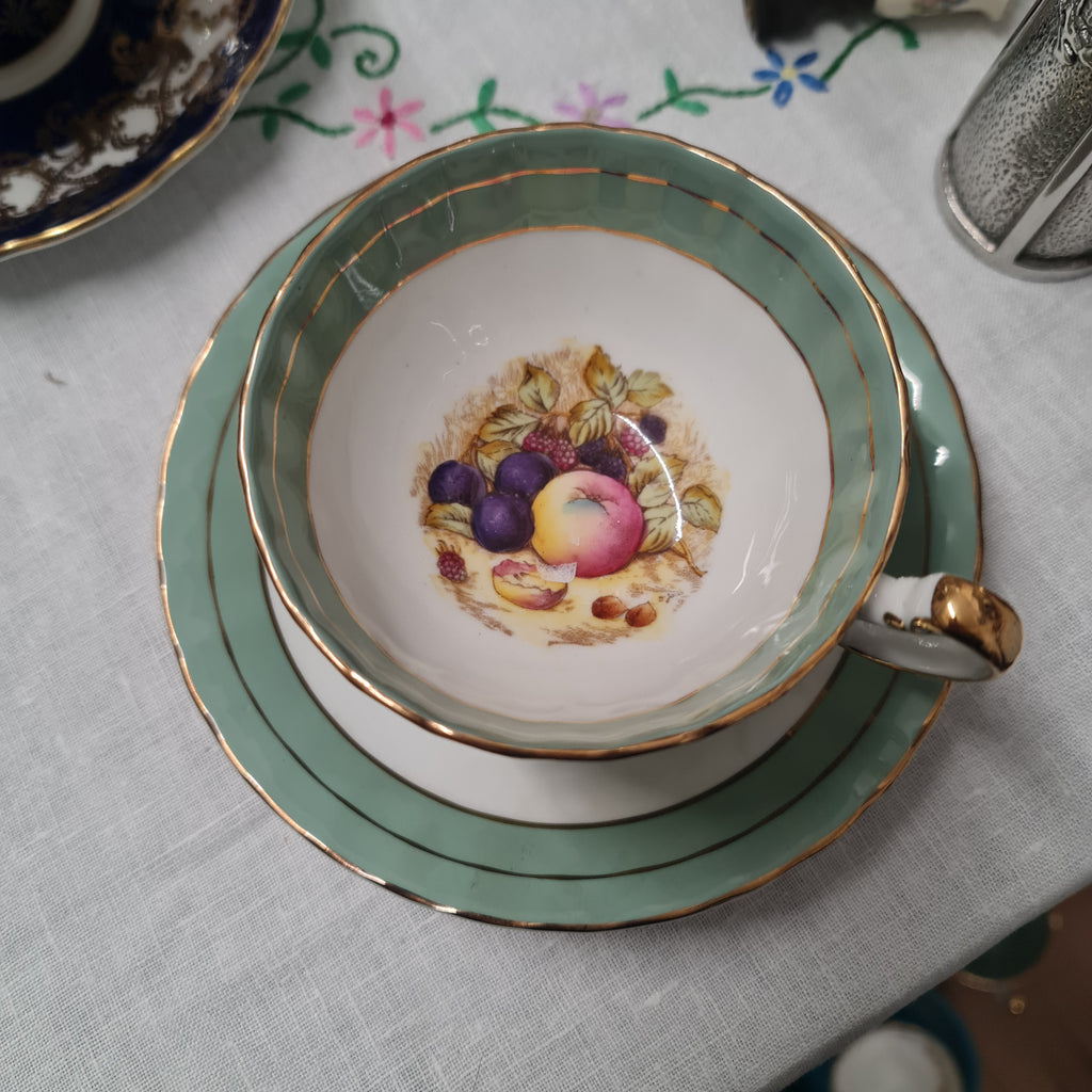 Rare Anysley tea set collection