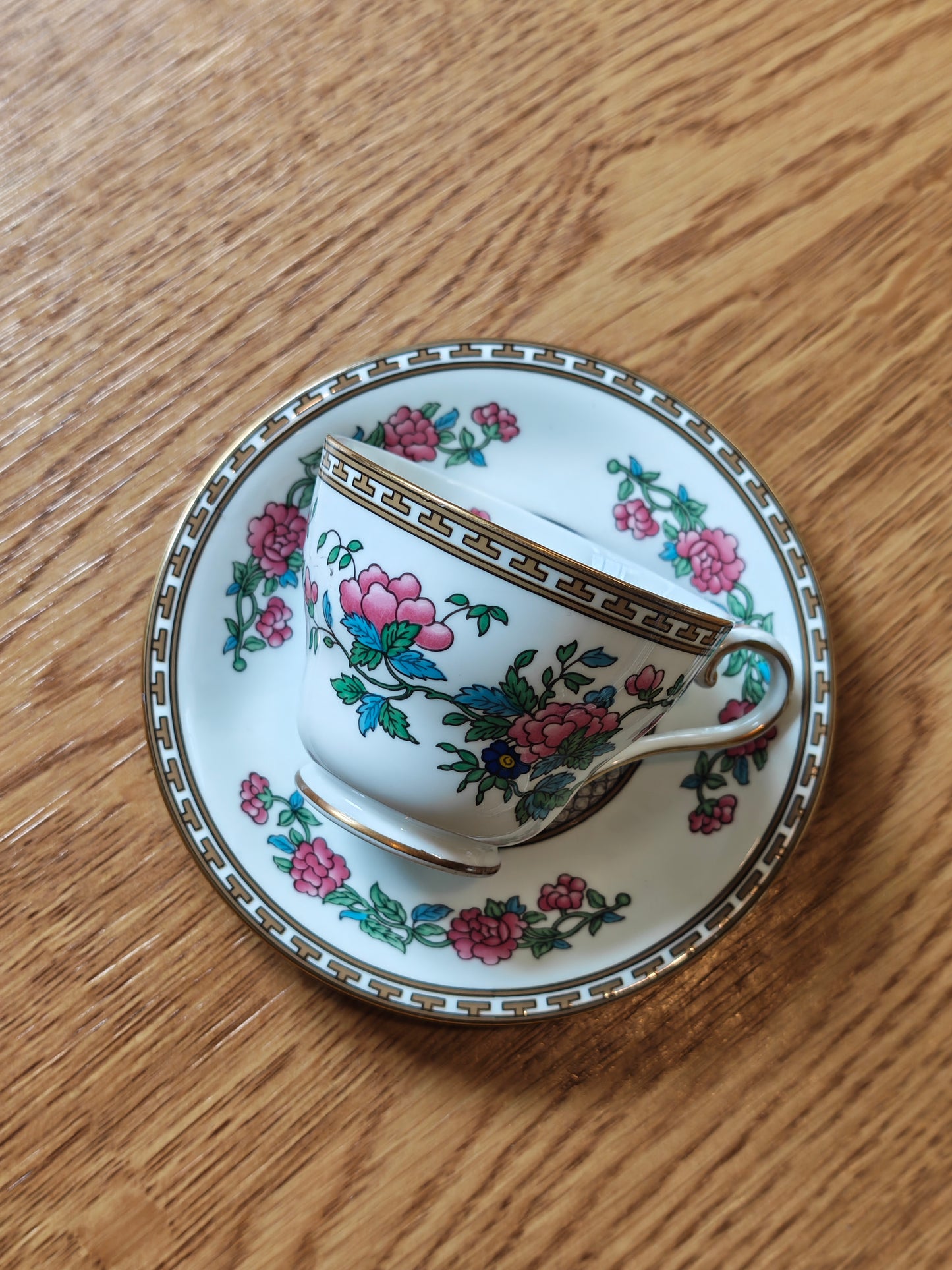 Gorgeous Rare Aynsley Indian tree fine bone china tea set (Duo)