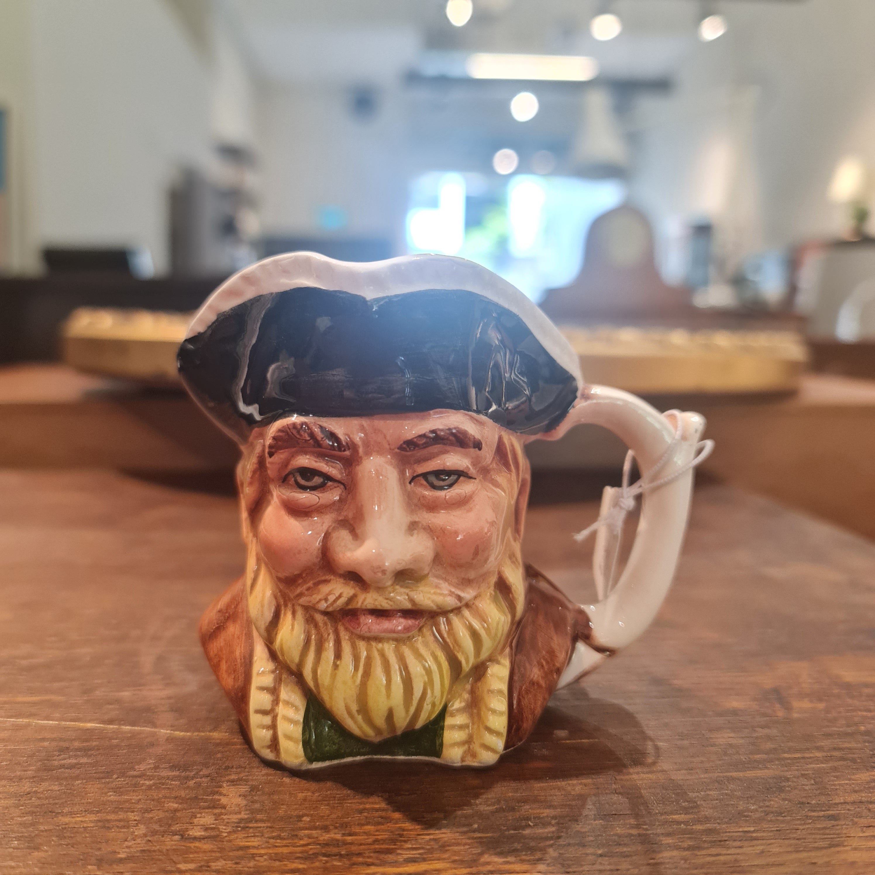 Tudor mug005