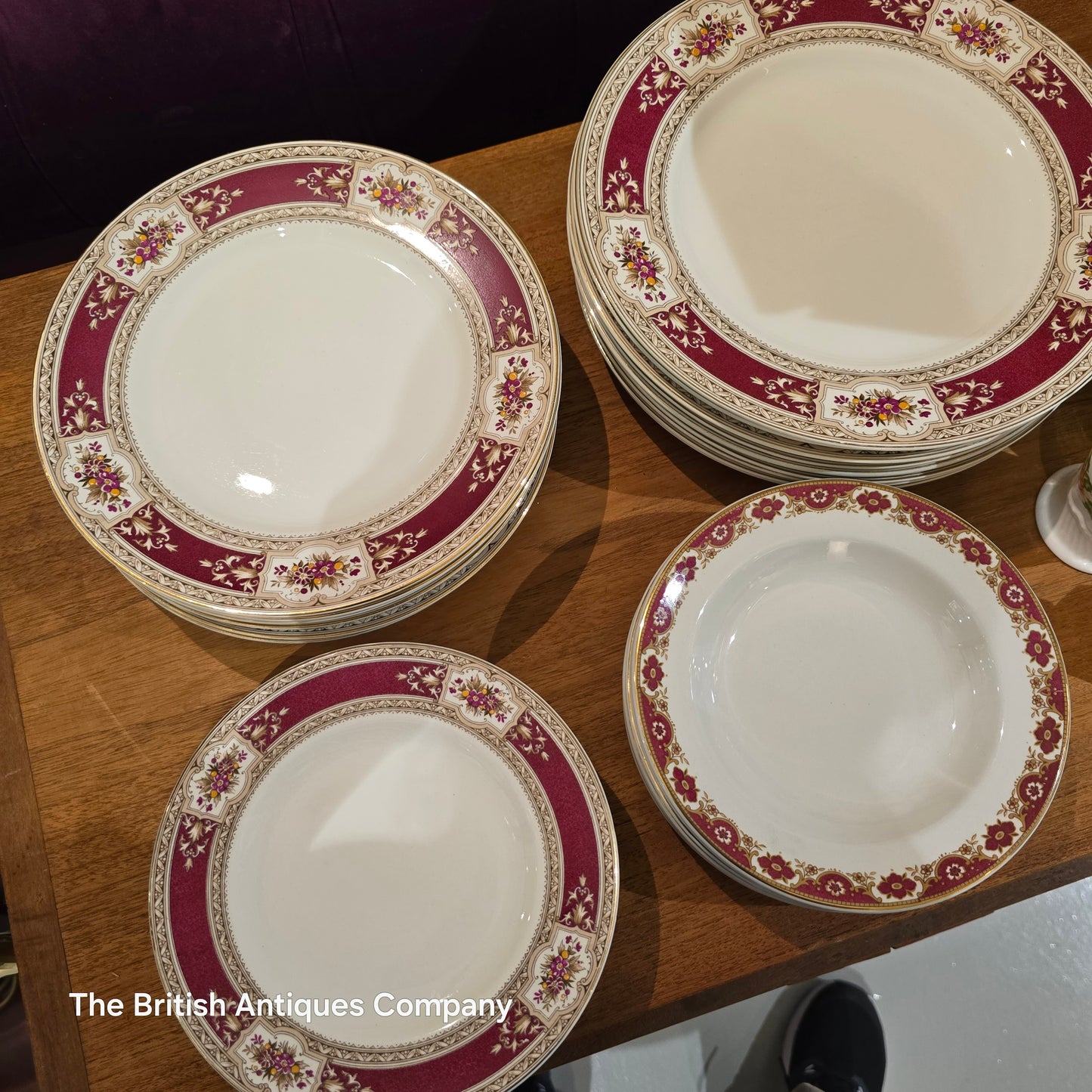 John Maddock & Sons Guildford Dinnerware