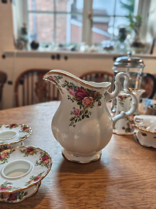 Rare Royal Albert Old Country Rose Big Jug -1962 version made in England -L 21 x H 17 cm