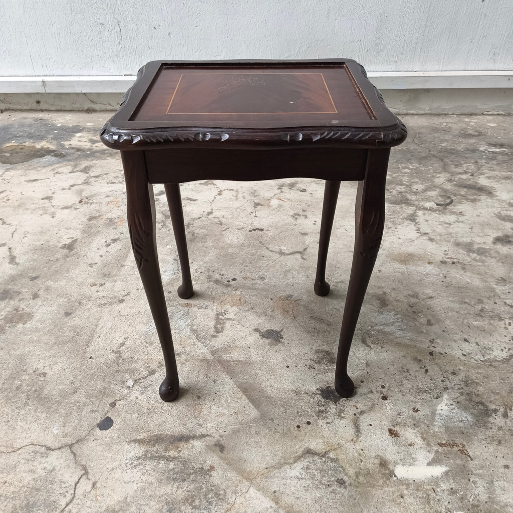 Circa 1910 Edwardian Queen Anne Revival Flame Mahogany Nesting Tables