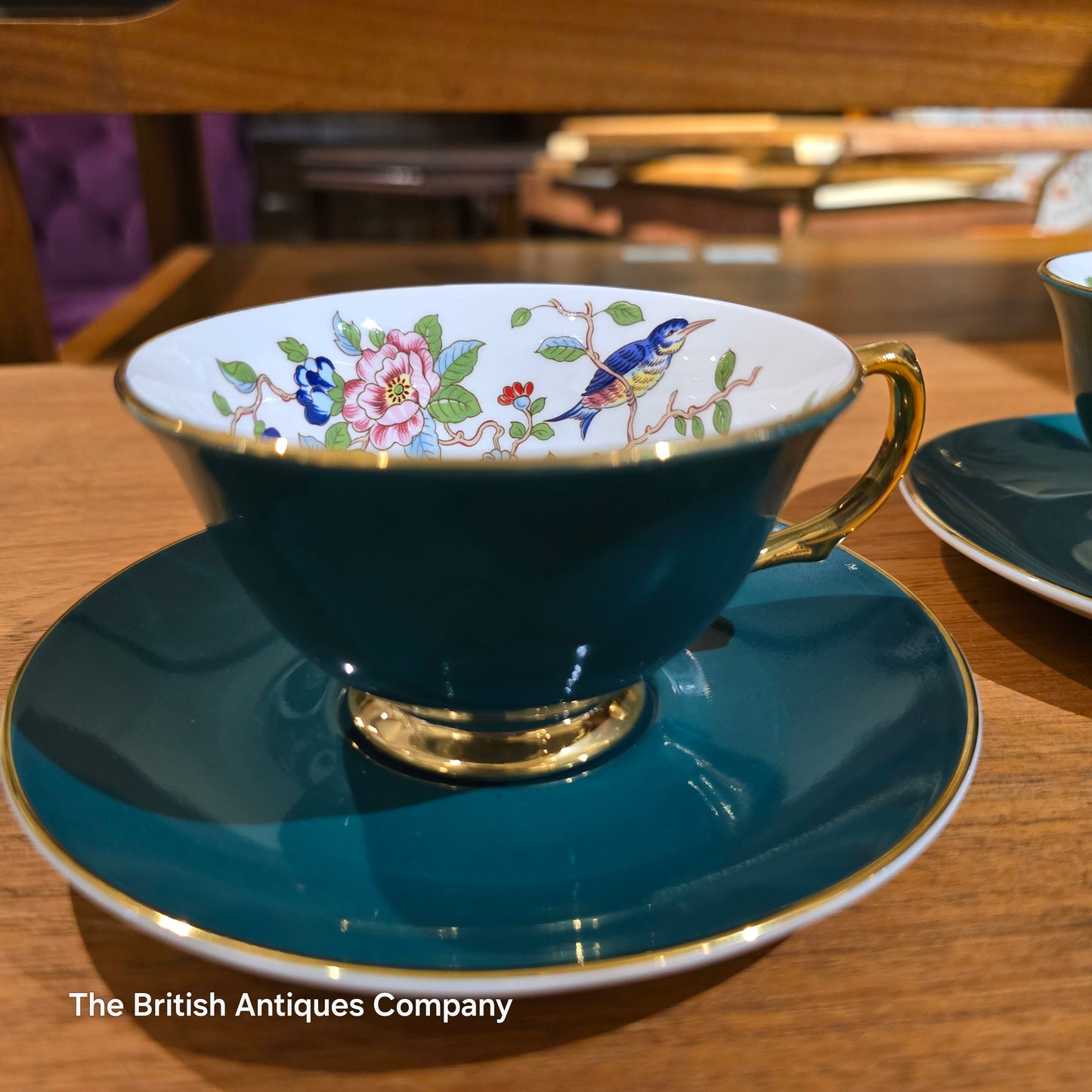 Aynsley Pembroke Pattern Tea Cup Set