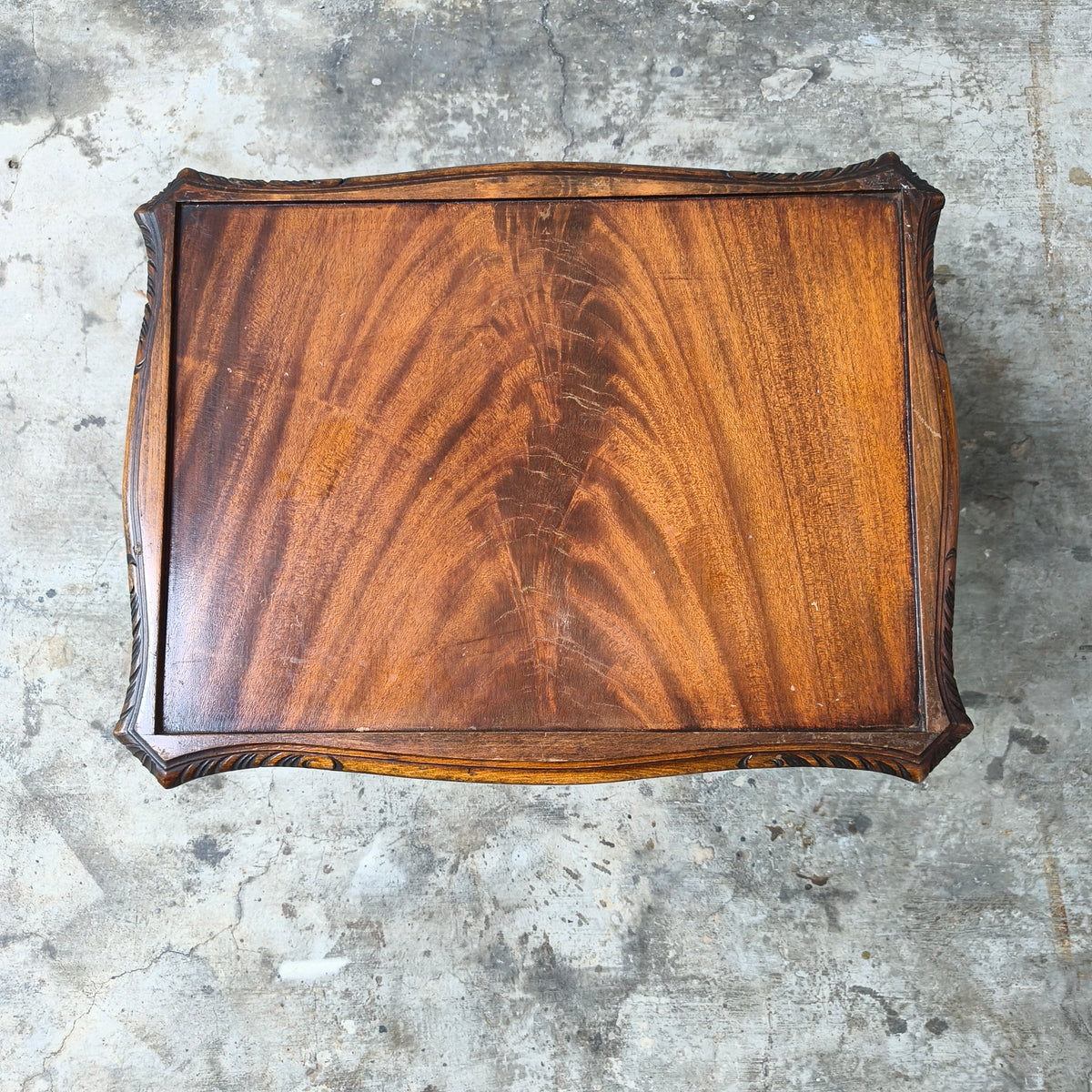 Antique Flame Mahogany Nesting Tables