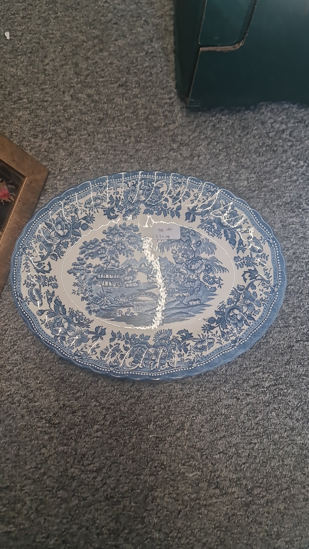 Vintage Churchill blue and white big platter - 37 x 29 cm