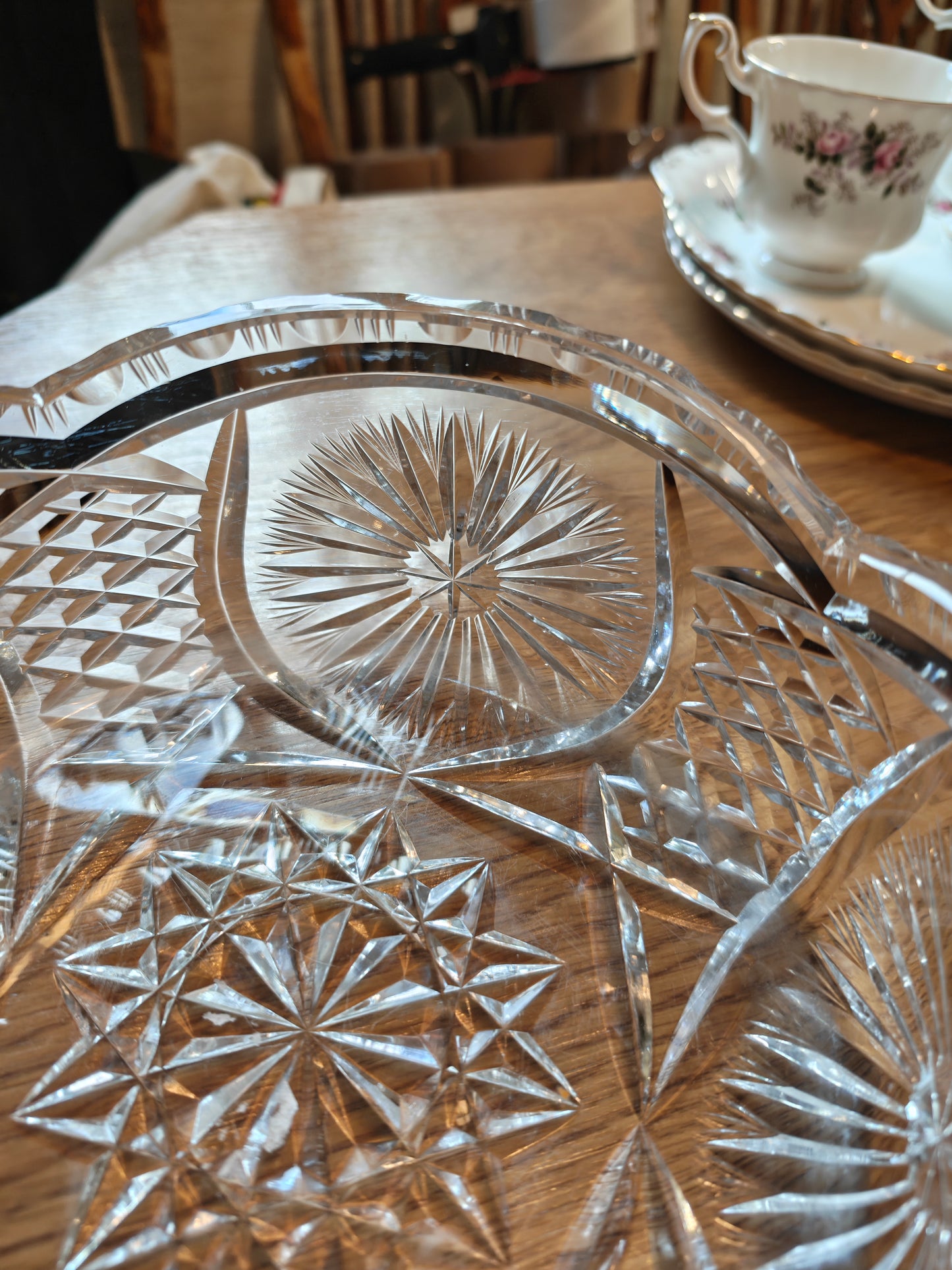 Beautiful big vintage Crystal bowl with brilliant cut