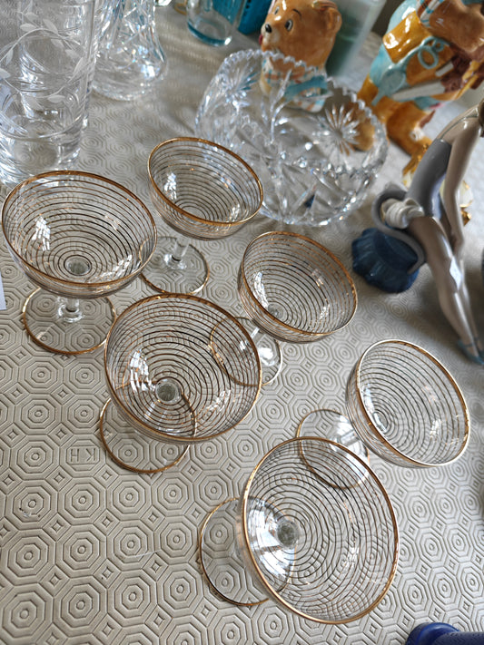 6 x beautiful vintage cocktail glass with gold rim