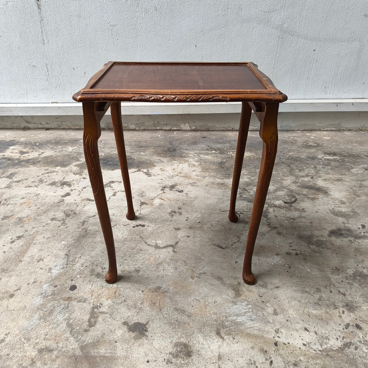 Vintage Queen Anne Revival Hand-Carved Mahogany Nesting Tables
