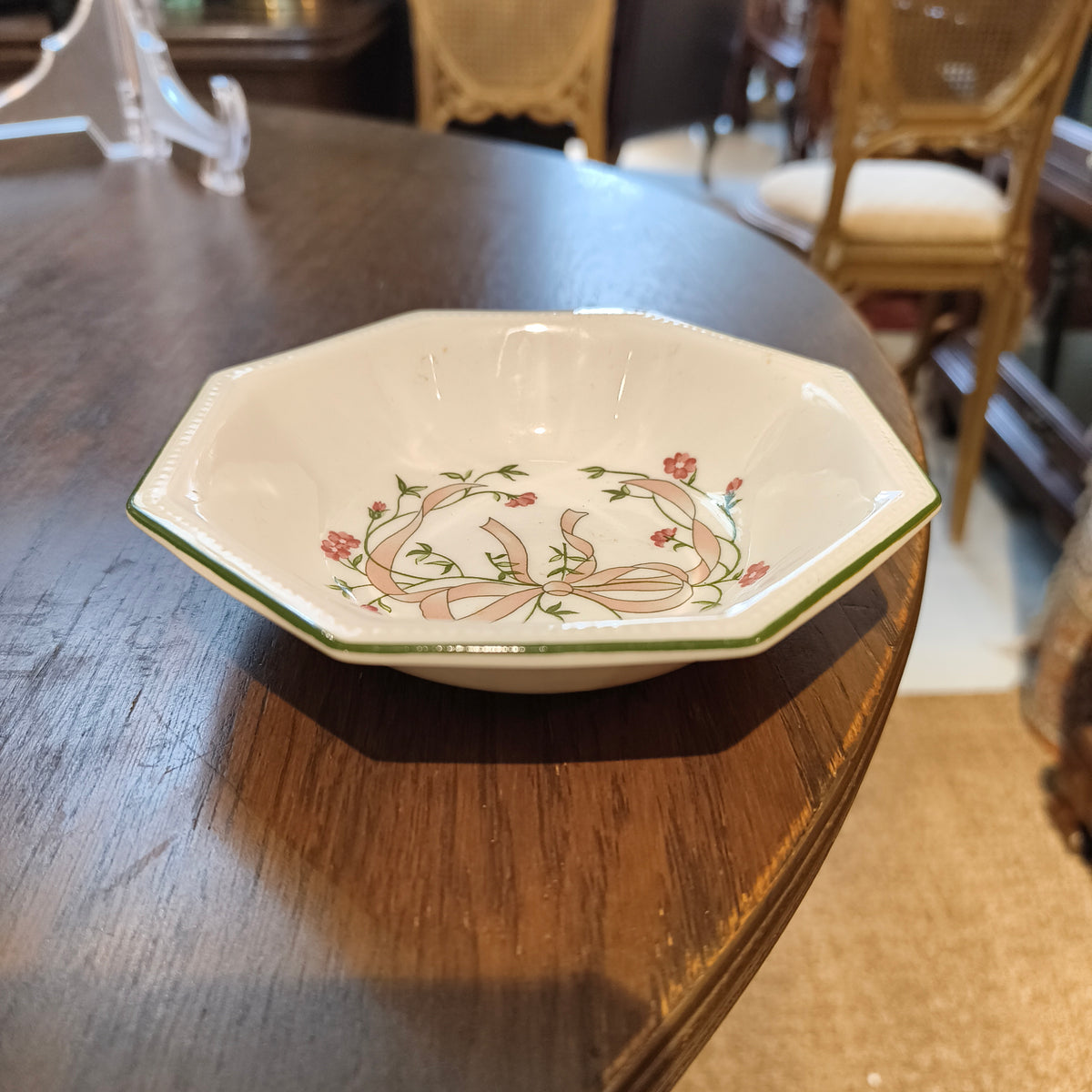 Johnson Brothers Eternal Beau Vintage Dinnerware Collection