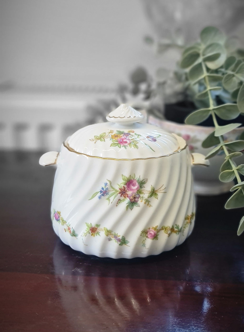Vintage beautiful Minton flora dinner set