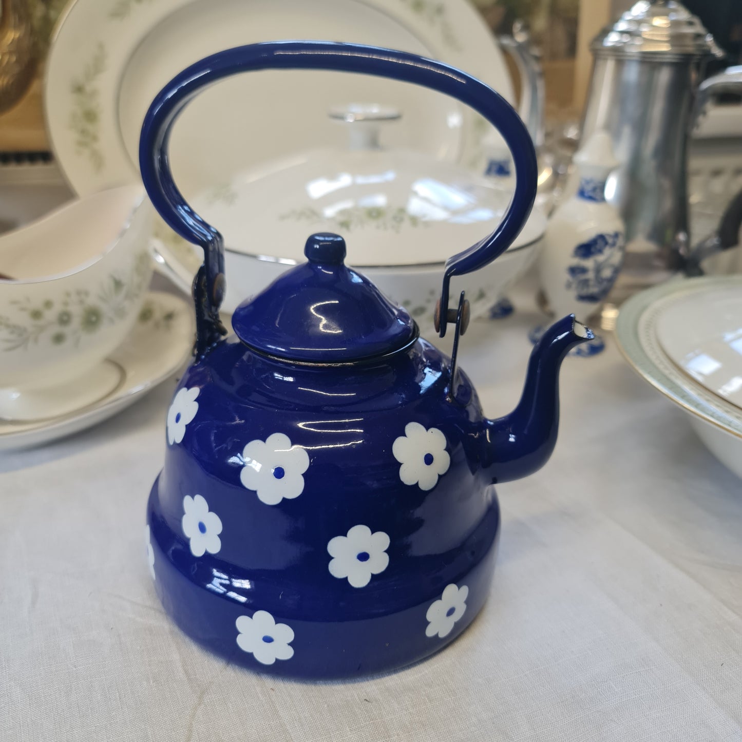 Yugoslavia vintage enamel cute kettle