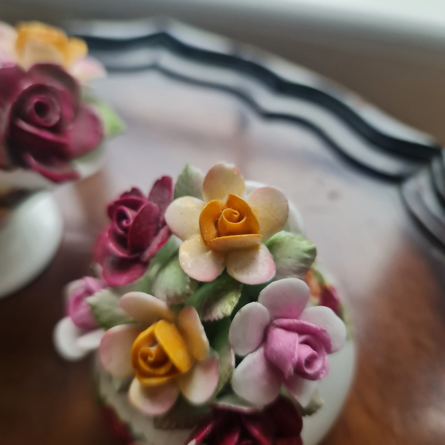 4 x pieces of rare Royal Albert and Royal Doulton floral trinket.