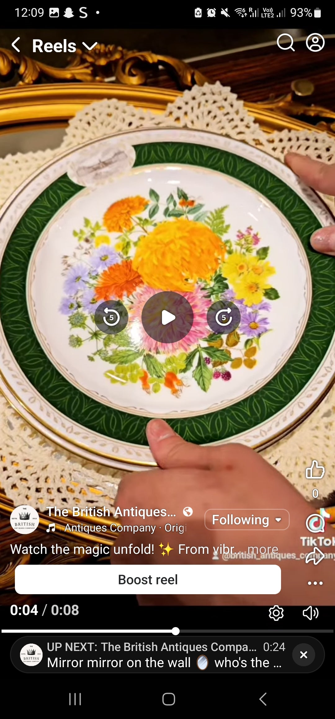 Fine bone china for the Royal Horticultural Society (RHS) to commemorate the 1989 Chelsea Flower Show.