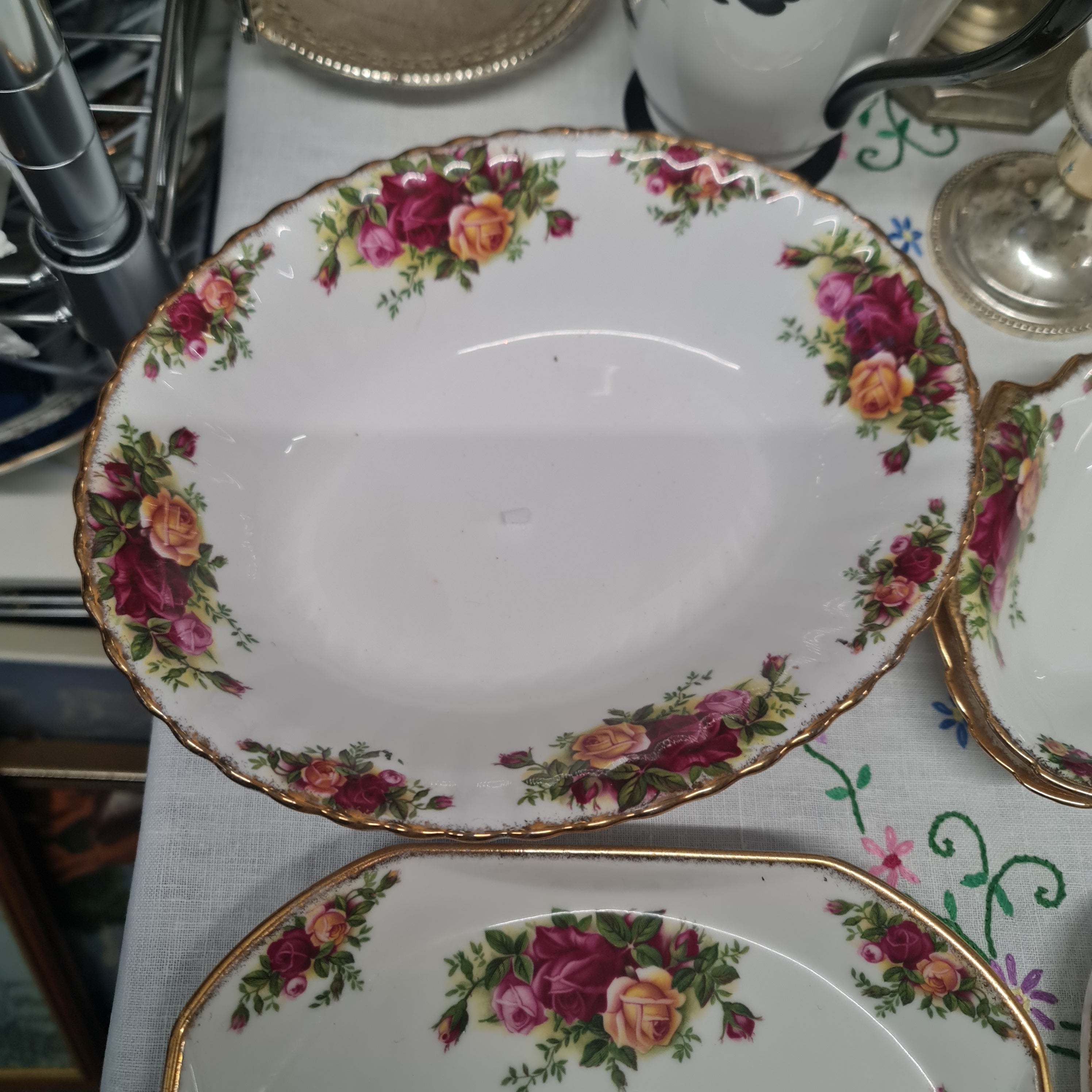 Royal Albert - Old Country Roses Dinnerware