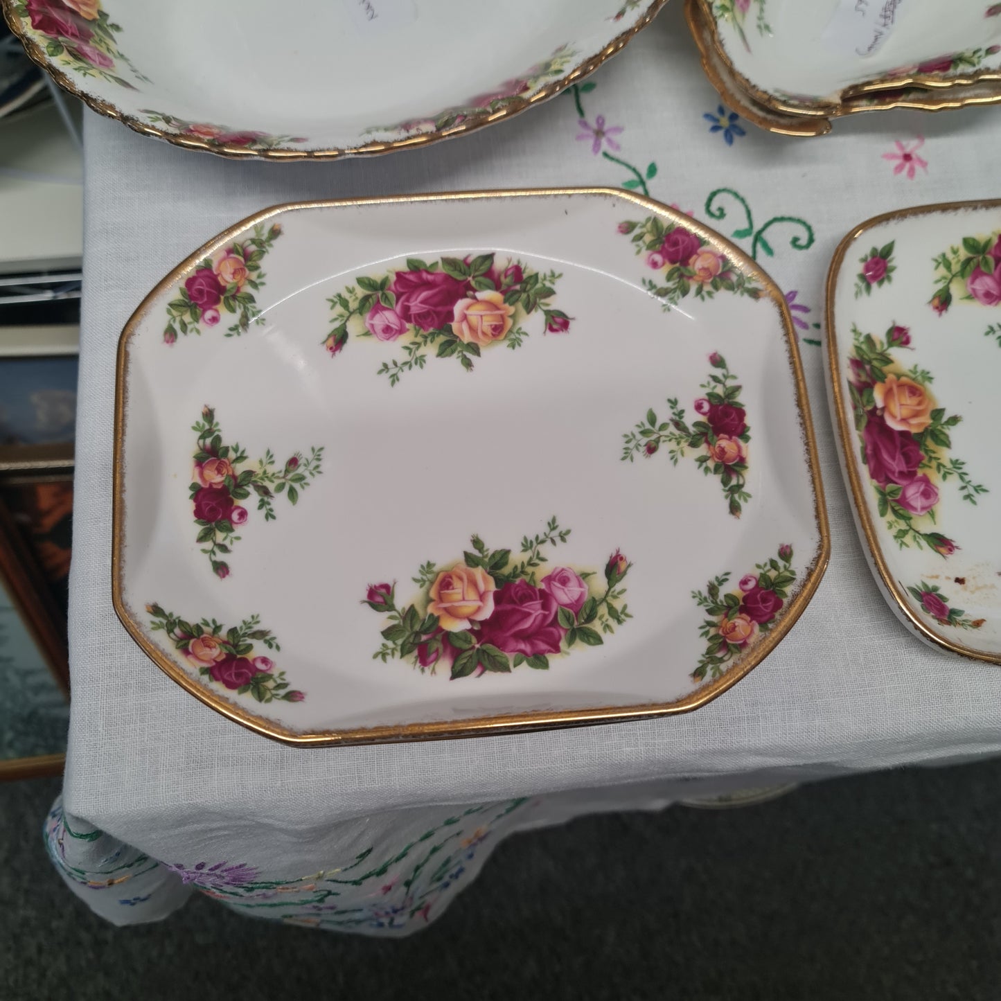 Royal Albert old country rose Dinner ware
